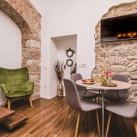 Apartman Ladro - Split Pjaca Appartamento *